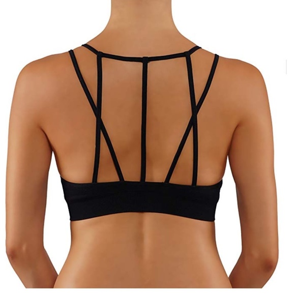 Last one Mesh sports bra with strappy back - Picture 2 of 3
